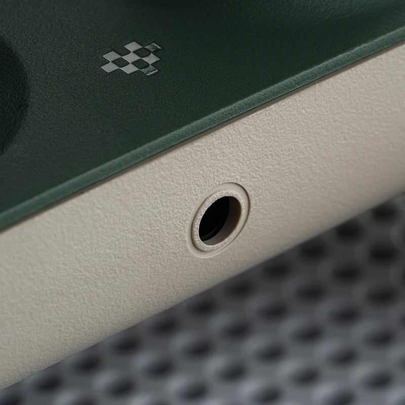 8BitDo Ultimate C Wired Xbox Controller with RGB image 4