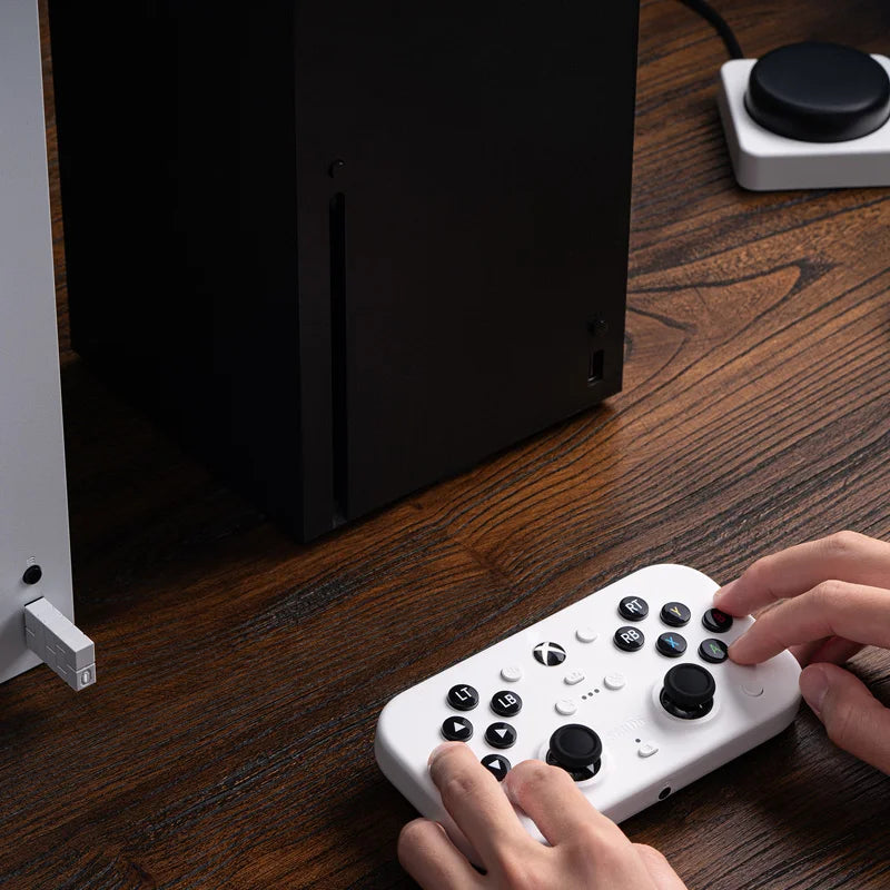 8BitDo Lite SE 2.4G Wireless Controller for Xbox Series X|S image 3