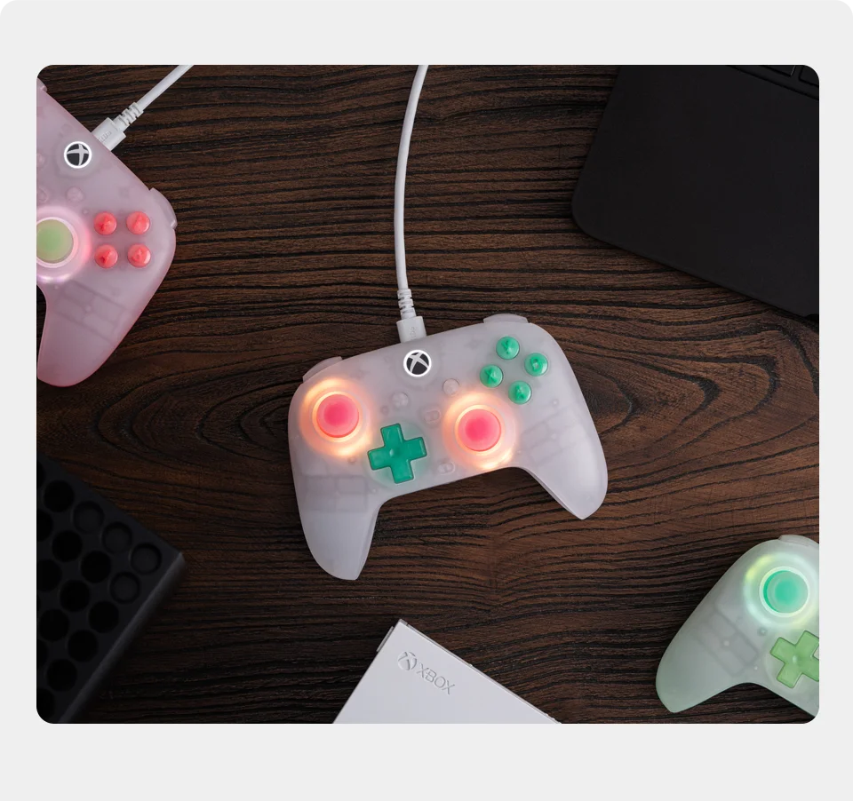 8BitDo Ultimate Mini Wired Xbox Controller with RGB image 17